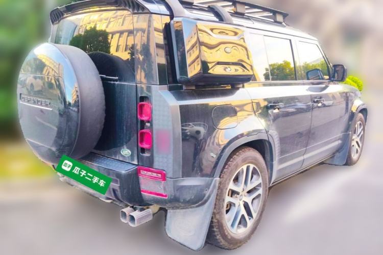 Used Land Rover Defender 2025 110 3.0T P400 Dark Edition Rear Right 45 Deg