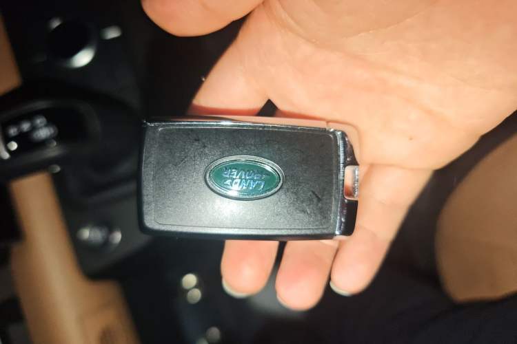 Used Land Rover Defender 2025 110 3.0T P400 X Vehicle Key