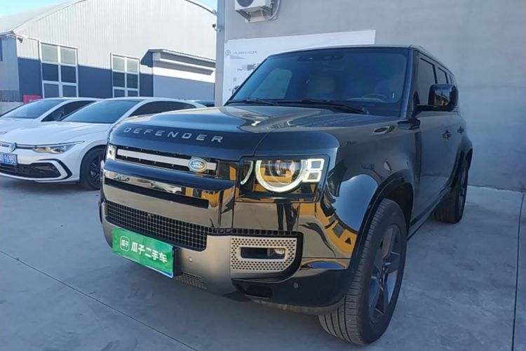 Land Rover Defender 2025 110 3.0T P400 – Dynamic HSE