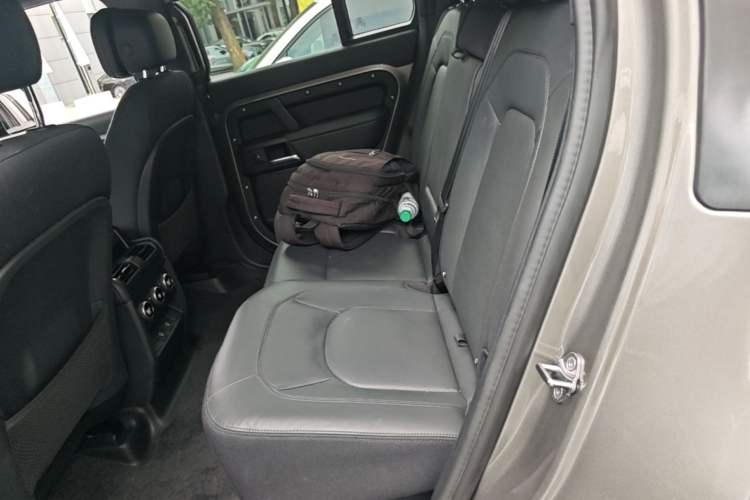 Used Land Rover Defender 2025 110 3.0T P400 X Left Rear Seat