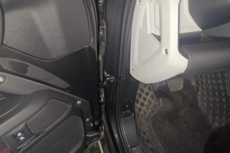 Used Land Rover Defender 2025 110 3.0T P400 X-Dynamic SE Driver Seat