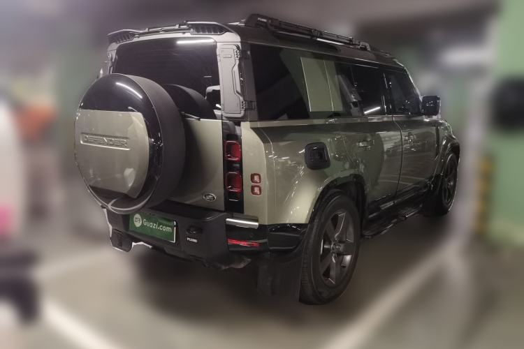 Used Land Rover Defender 2025 110 3.0T P400 – Dynamic HSE Rear Right 45 Deg