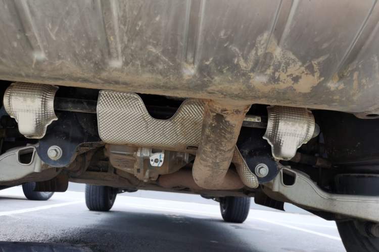 Used Land Rover Defender 2025 110 3.0T P400 X Chassis Rear