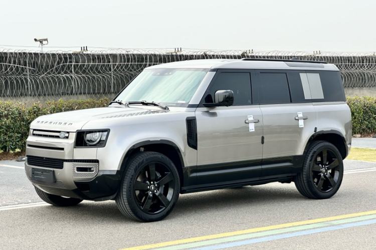 Used Land Rover Defender 2025 110 3.0T P400 – Dynamic HSE Exterior 3