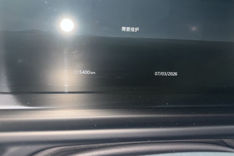 Used Land Rover Defender 2025 110 3.0T P400 – Dynamic HSE Odometer Close Up