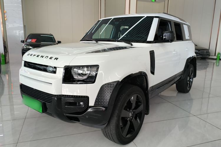 Land Rover Defender 2025 110 3.0T P400 – Dynamic HSE