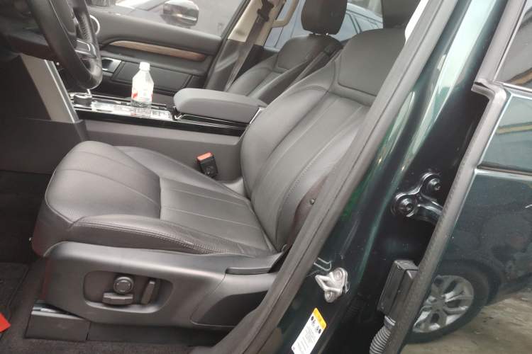 Used Land Rover Discovery 2017 3.0 SC V6 HSE Left Front Seat
