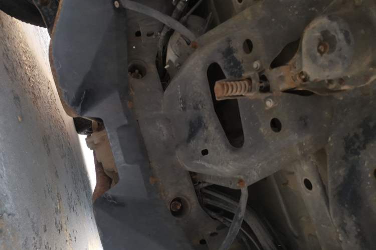 Used Land Rover Discovery 2009 2.7 TDV6-S Chassis Rear
