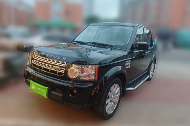 Used Land Rover Discovery 3.0 automatic, diesel, four-wheel drive, 7-seat imported version