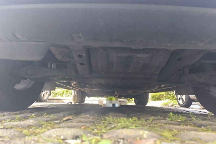 Used Land Rover Discovery 2010 4.0 V6 HSE Gasoline Model Chassis Front