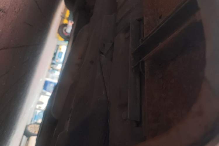 Used Land Rover Discovery  Chassis Rear Left