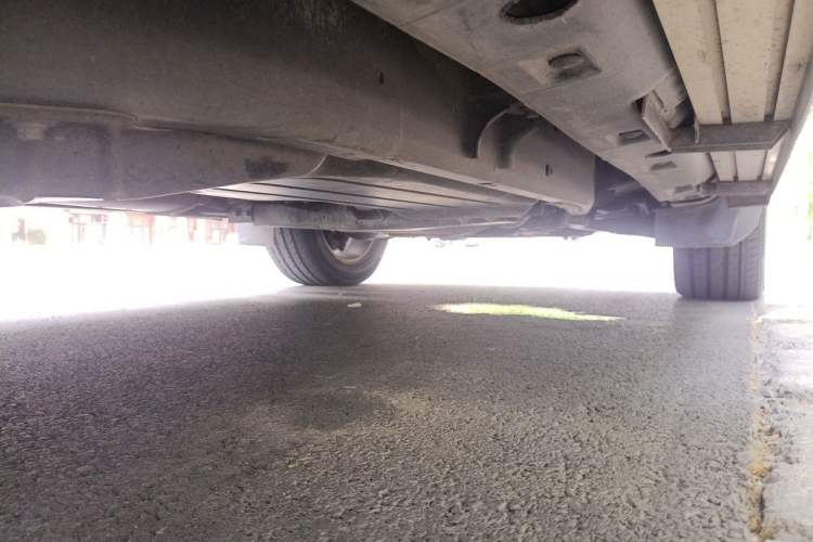 Used Land Rover Discovery 2010 5.0 V8 HSE Gasoline Model Chassis Rear Right