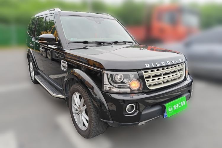 Used Land Rover Discovery 2010 3.0 TDV6 HSE Diesel Edition Front Right 45 Deg