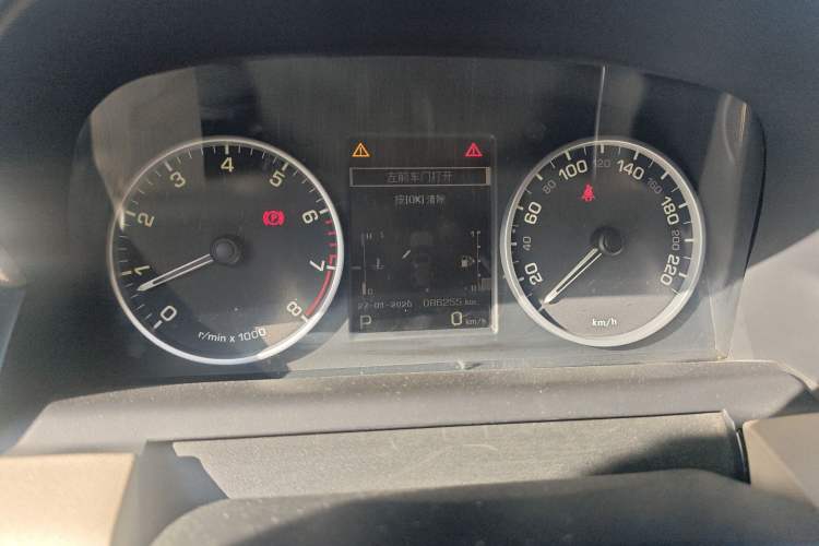 Used Land Rover Discovery 2010 5.0 V8 HSE Gasoline Model Instrument Cluster