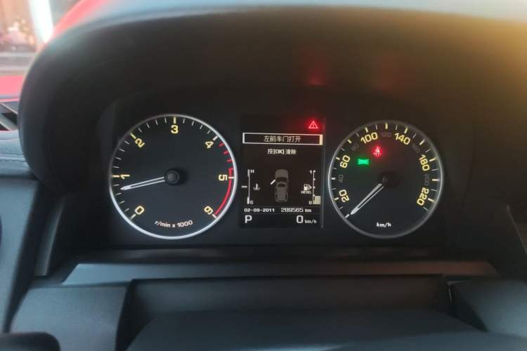 Used Land Rover Discovery  Instrument Cluster