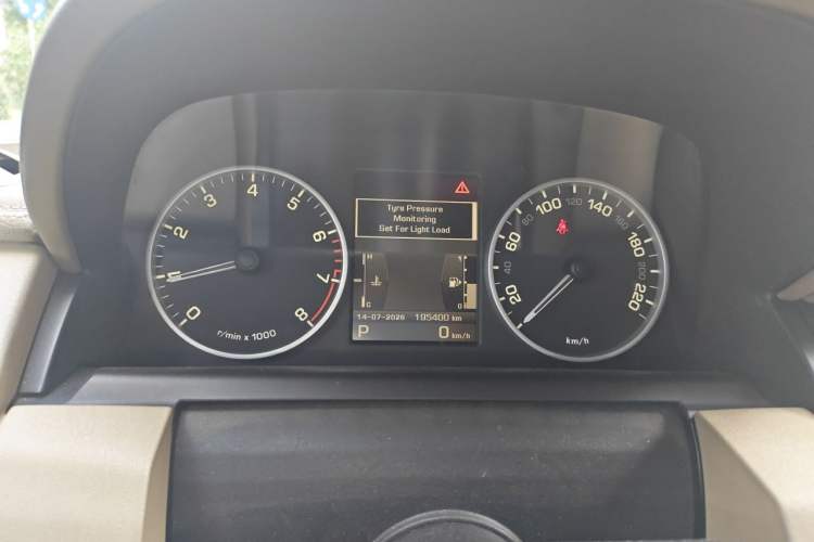 Used Land Rover Discovery 2010 5.0 V8 HSE Gasoline Model Instrument Cluster