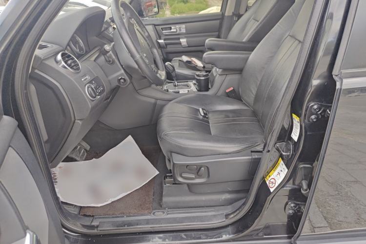 Used Land Rover Discovery 2010 5.0 V8 HSE Gasoline Model Left Front Seat