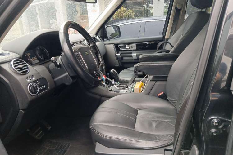 Used Land Rover Discovery 2010 4.0 V6 HSE Gasoline Model Left Front Seat