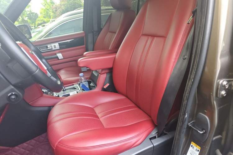 Used Land Rover Discovery 2010 4.0 V6 HSE Gasoline Model Left Front Seat