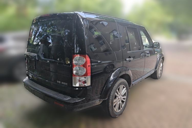 Used Land Rover Discovery 2010 5.0 V8 HSE Gasoline Model Rear Right 45 Deg