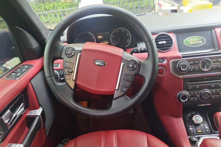 Used Land Rover Discovery 2010 4.0 V6 HSE Gasoline Model Steering Wheel
