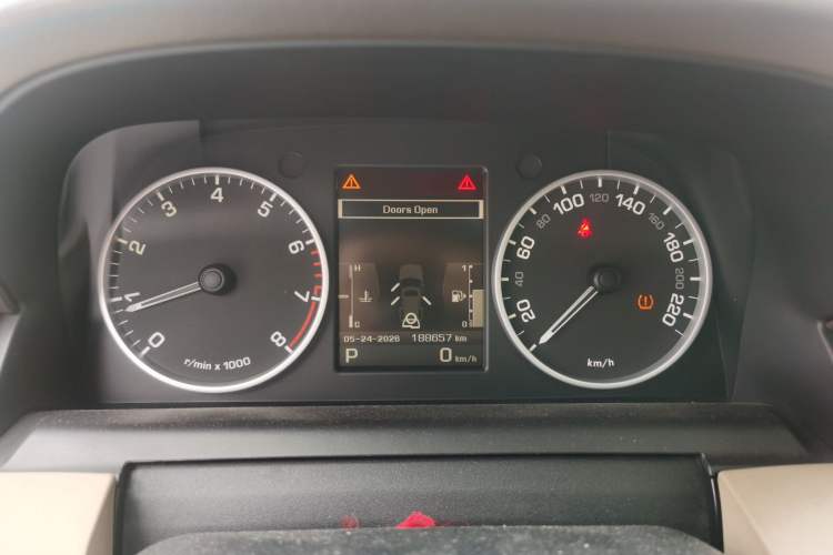 Used Land Rover Discovery 2010 4.0 V6 HSE Gasoline Model Instrument Cluster