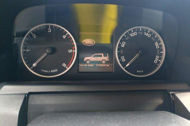 Used Land Rover Discovery 2010 3.0 TDV6 HSE Diesel Edition Instrument Cluster