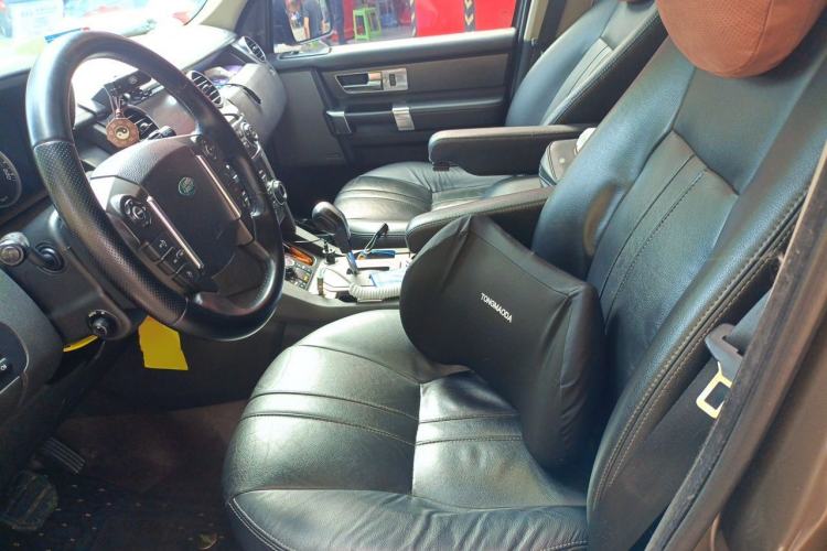 Used Land Rover Discovery 2010 3.0 TDV6 HSE Diesel Edition Left Front Seat