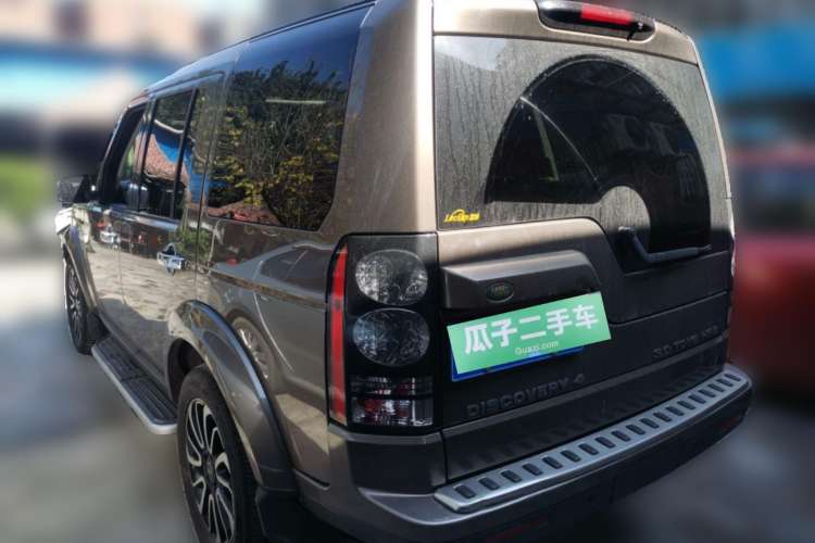 Used Land Rover Discovery 2010 3.0 TDV6 HSE Diesel Edition Rear Left 45 Deg