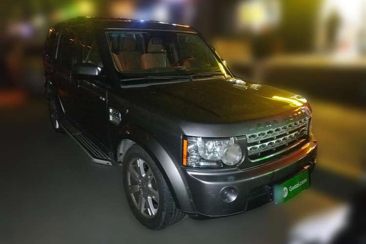 Used Land Rover Discovery 2010 3.0 TDV6 HSE Diesel Edition Front Right 45 Deg