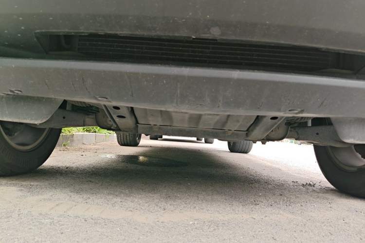 Used Land Rover Discovery 2010 5.0 V8 HSE Gasoline Model Chassis Front