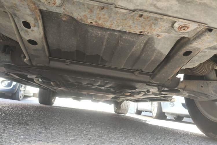 Used Land Rover Discovery 2010 5.0 V8 HSE Gasoline Model Chassis Front