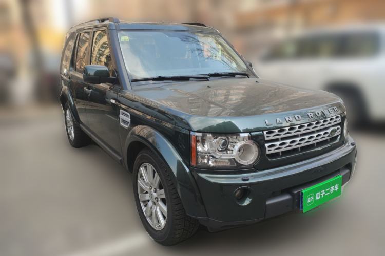 Used Land Rover Discovery 2010 5.0 V8 HSE Gasoline Model Front Right 45 Deg
