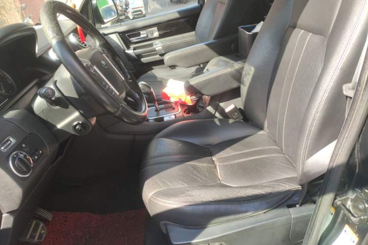 Used Land Rover Discovery 2010 5.0 V8 HSE Gasoline Model Left Front Seat