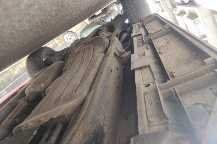 Used Land Rover Discovery 2010 3.0 TDV6 HSE Diesel Edition Chassis Front Right