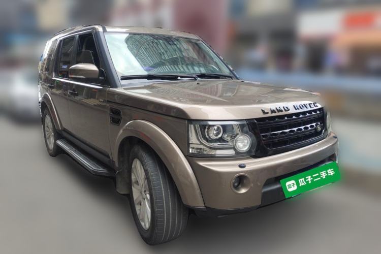 Used Land Rover Discovery 2010 3.0 TDV6 HSE Diesel Edition Front Right 45 Deg