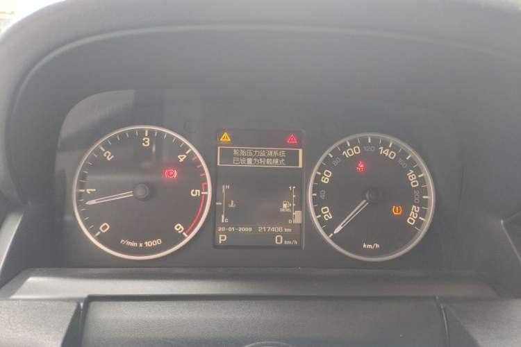 Used Land Rover Discovery 2010 3.0 TDV6 HSE Diesel Edition Instrument Cluster