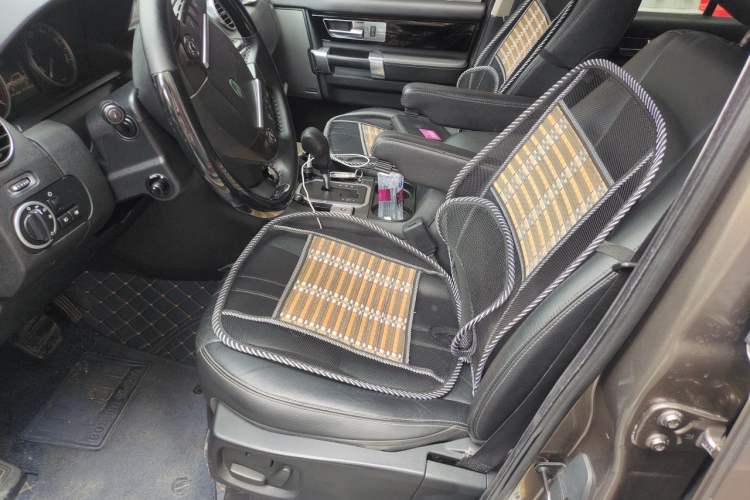 Used Land Rover Discovery 2010 3.0 TDV6 HSE Diesel Edition Left Front Seat