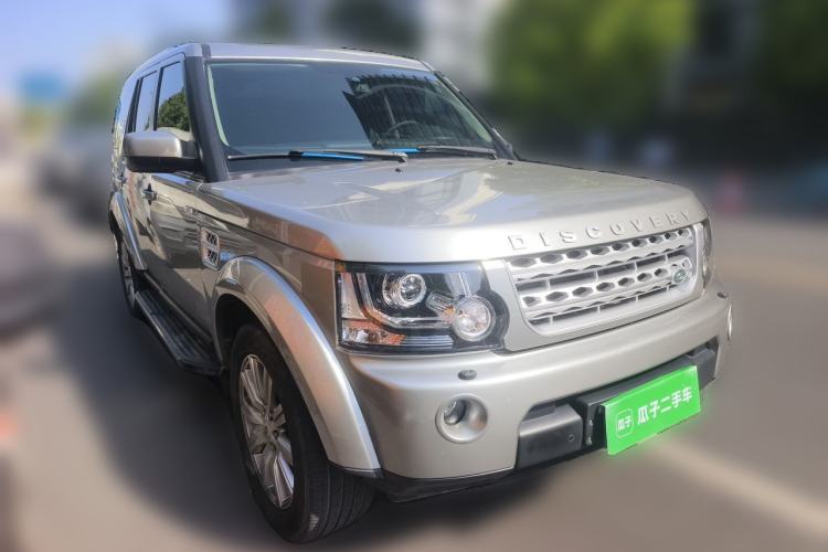 Used Land Rover Discovery 2010 3.0 TDV6 HSE Diesel Edition Front Right 45 Deg