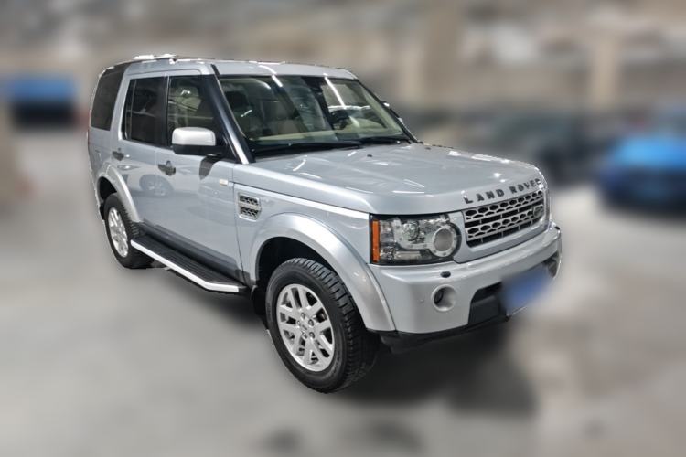 Used Land Rover Discovery 2010 4.0 V6 HSE Gasoline Model Front Right 45 Deg