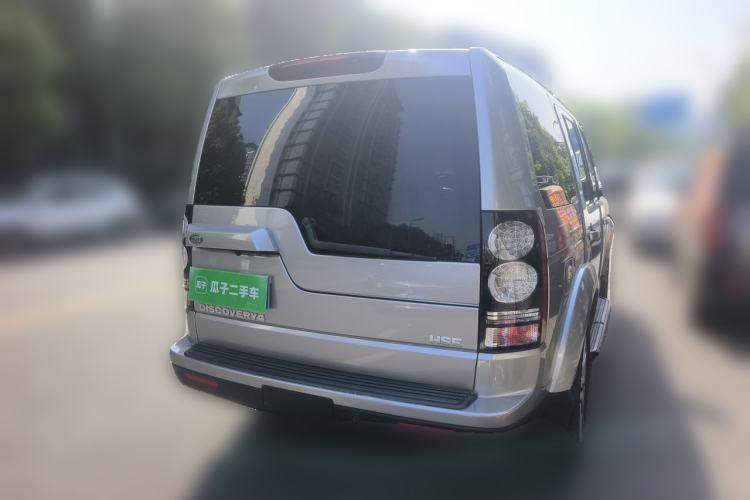 Used Land Rover Discovery 2010 3.0 TDV6 HSE Diesel Edition Rear Right 45 Deg