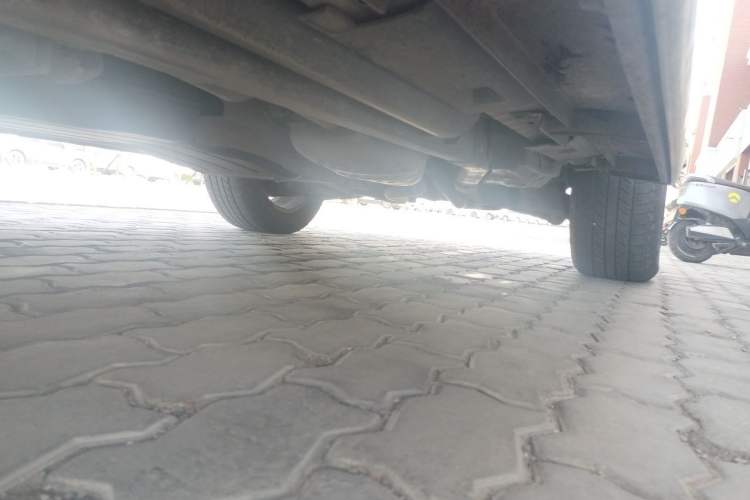 Used Land Rover Discovery 2010 3.0 TDV6 HSE Diesel Edition Chassis Rear Left