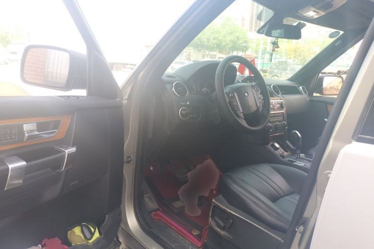 Used Land Rover Discovery 2010 3.0 TDV6 HSE Diesel Edition Driver Seat