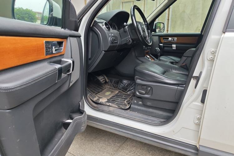 Used Land Rover Discovery 2010 5.0 V8 HSE Gasoline Model Driver Seat