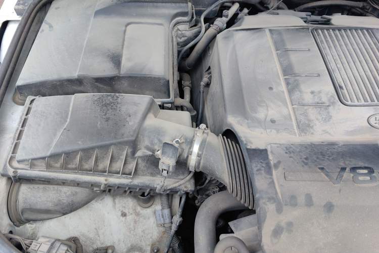 Used Land Rover Discovery 2010 5.0 V8 HSE Gasoline Model Engine Bay Right