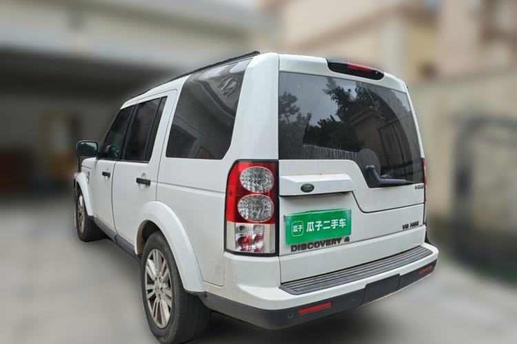 Used Land Rover Discovery 2010 5.0 V8 HSE Gasoline Model Rear Left 45 Deg