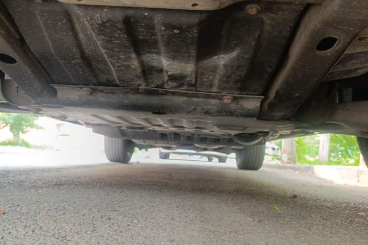 Used Land Rover Discovery 2011 3.0 SDV6 HSE Diesel Version Chassis Front