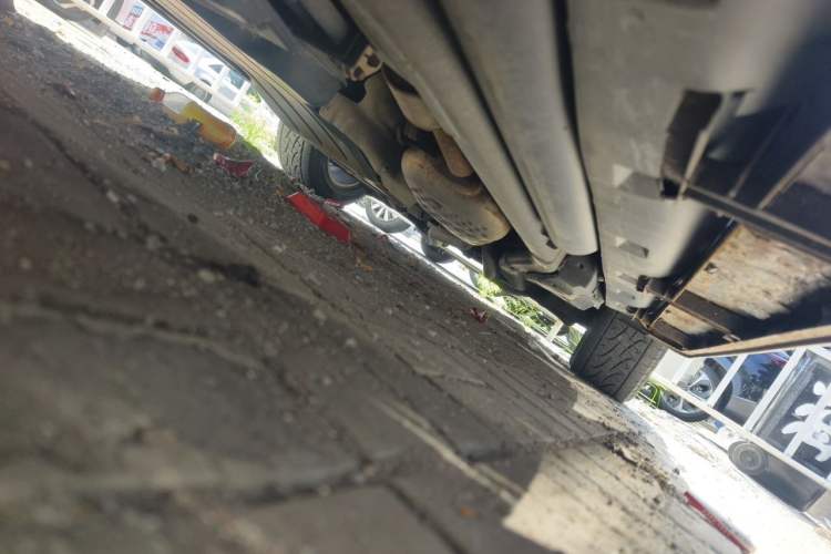 Used Land Rover Discovery 2011 3.0 SDV6 HSE Diesel Version Chassis Front Left
