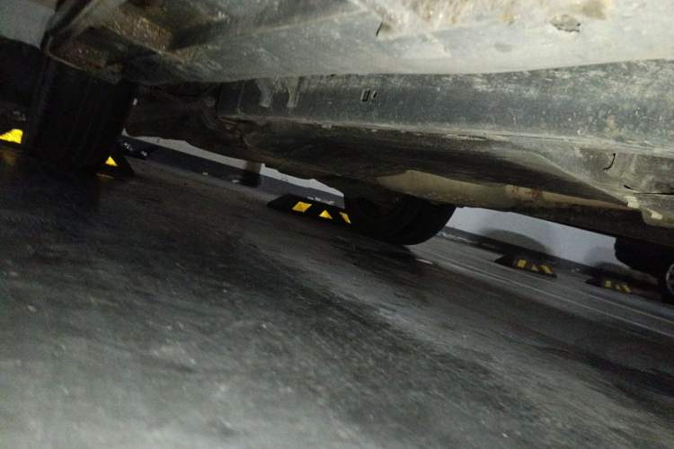 Used Land Rover Discovery 2011 3.0 SDV6 HSE Diesel Version Chassis Front Right
