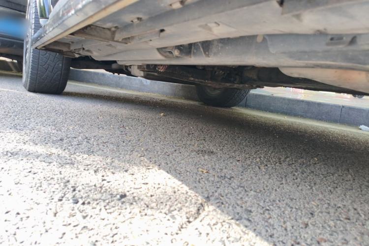 Used Land Rover Discovery 2011 3.0 SDV6 HSE Diesel Version Chassis Rear Left